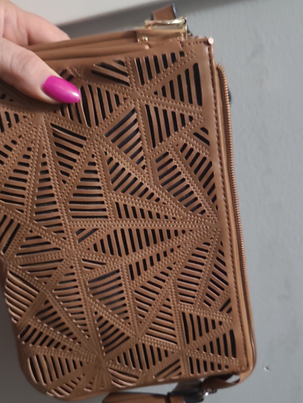 Laser-Cut Geometric Brown Crossbody, zip up purse